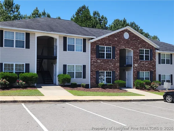 $875 | 149 Wadding Creek Lane, Unit 103, Fayetteville, NC 28306