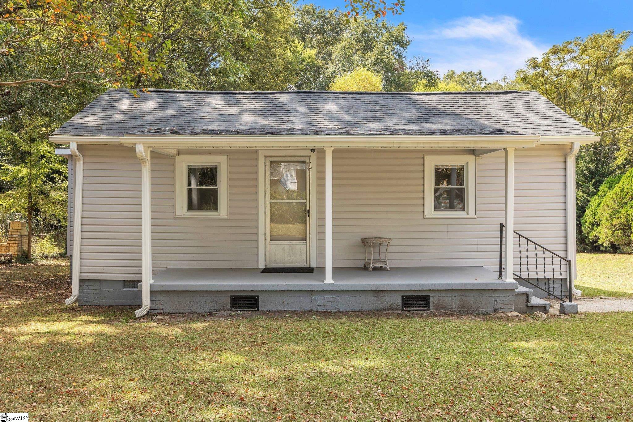 206 Sunset Street Spartanburg, SC 29307 - Photo 1 of 25