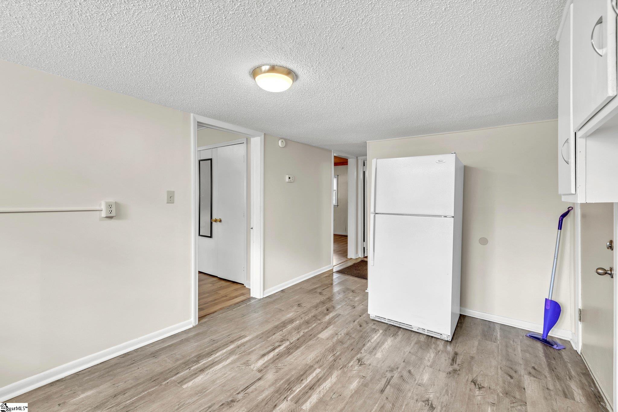 206 Sunset Street Spartanburg, SC 29307 - Photo 12 of 25