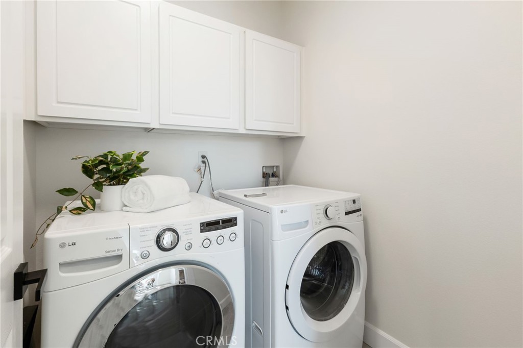 1 Tarleton Lane Ladera Ranch, CA 92694 - Photo 34 of 58 a utility room with dryer and washer