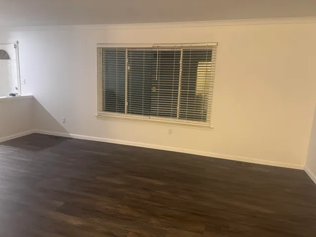 $2,900 | 3955 Helen Avenue, Ypsilanti, MI 48197