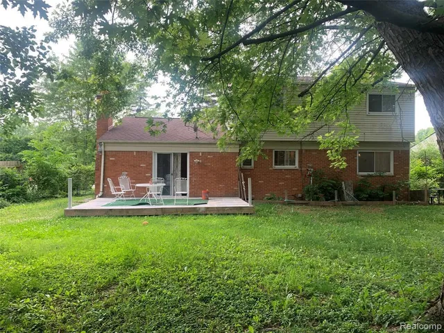 $2,900 | 3955 Helen Avenue, Ypsilanti, MI 48197