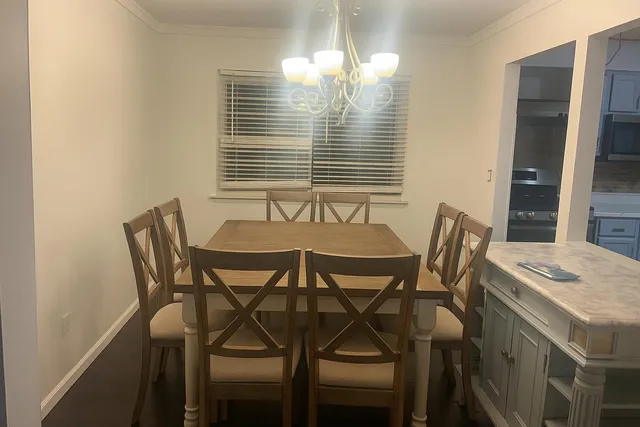 $2,900 | 3955 Helen Avenue, Ypsilanti, MI 48197