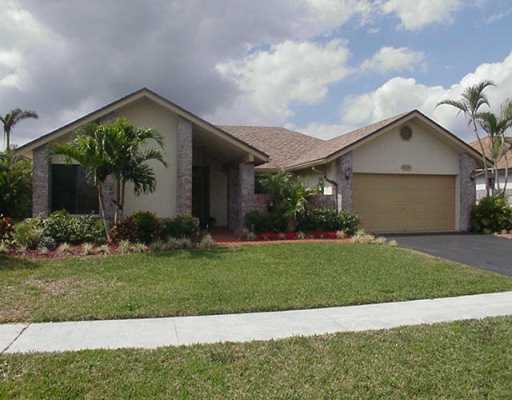 18195 South 181st Circle Boca Raton, FL 33498 - Photo 1 of 4 Primary Photo