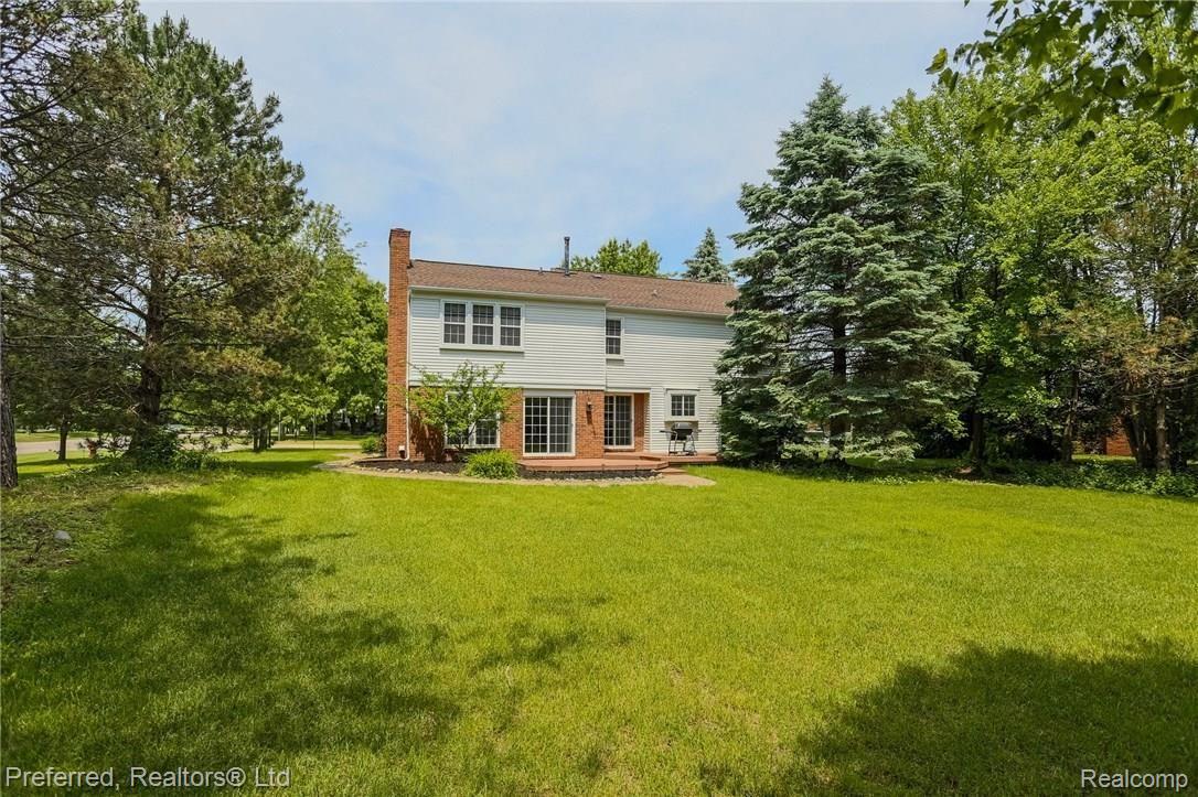 47359 Hanford Road Canton, MI 48187 - Photo 34 of 39 29IMG_1099.jpg