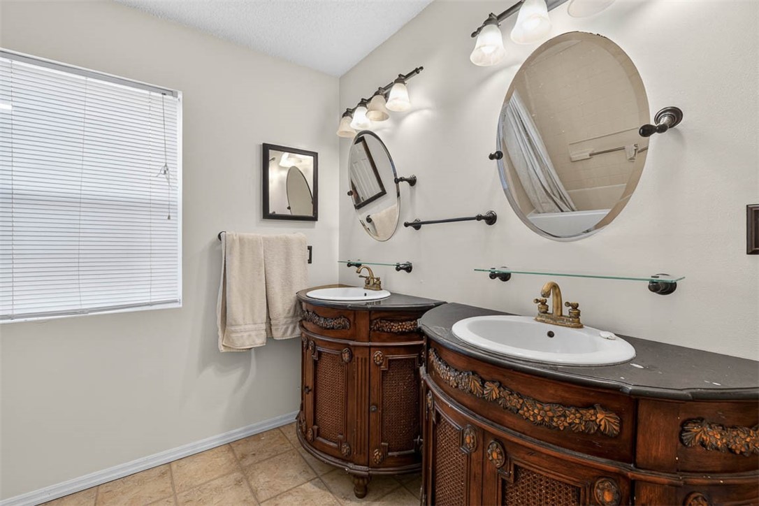 895 Lynn Road Waynesville, GA 31566 - Photo 14 of 63