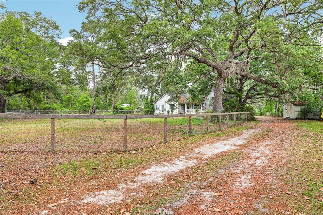 895 Lynn Road Waynesville, GA 31566 - Photo 5 of 63