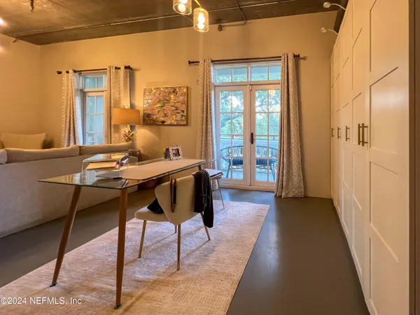 $1,895 | 2064 Herschel Street, Unit 205, Jacksonville, FL 32204
