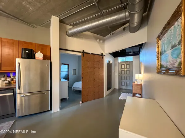 $1,895 | 2064 Herschel Street, Unit 205, Jacksonville, FL 32204