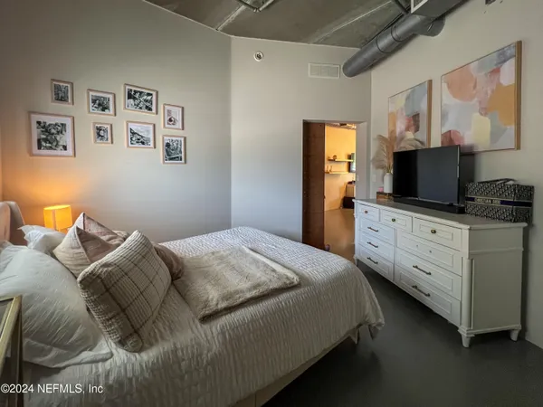 $1,895 | 2064 Herschel Street, Unit 205, Jacksonville, FL 32204