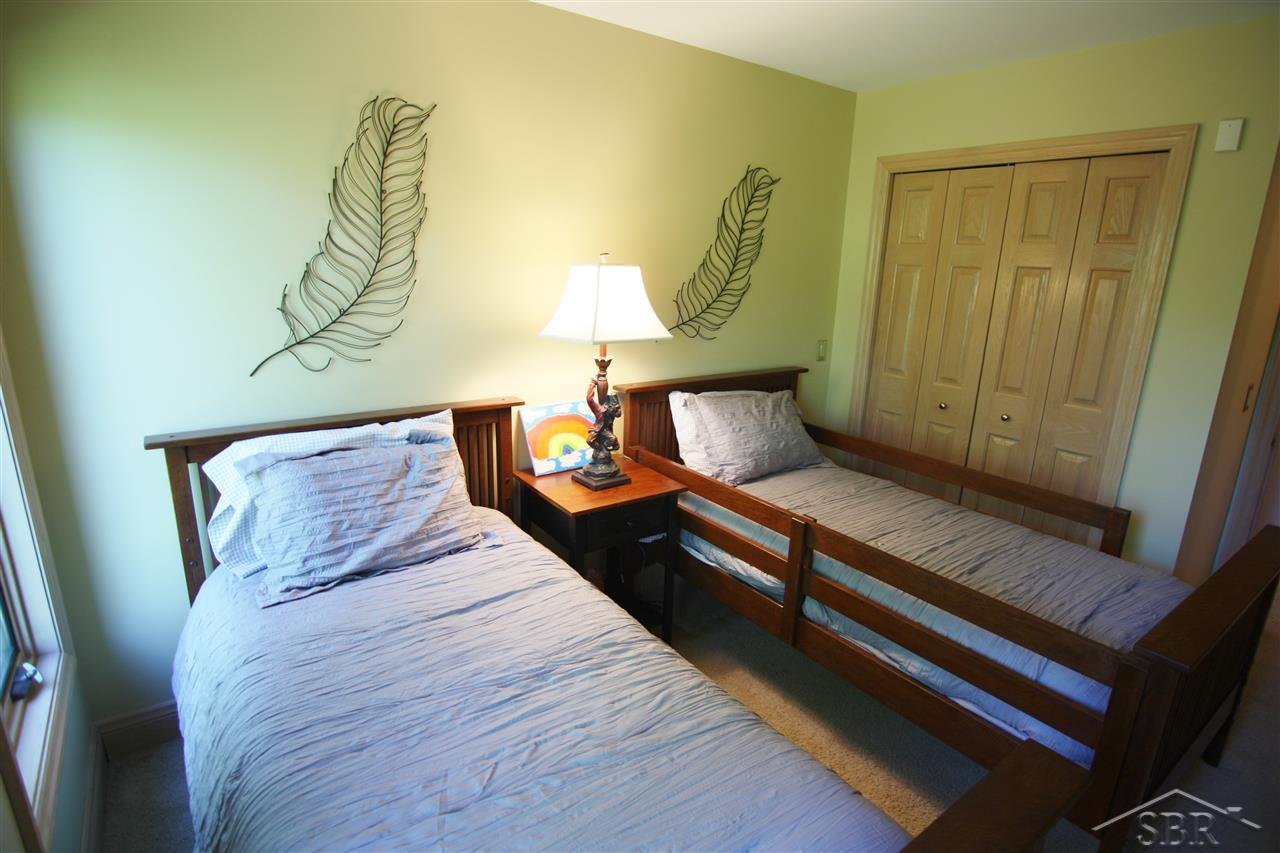2201 Chestnut Ridge Saginaw, MI 48609 - Photo 18 of 54 50036895-20.JPG