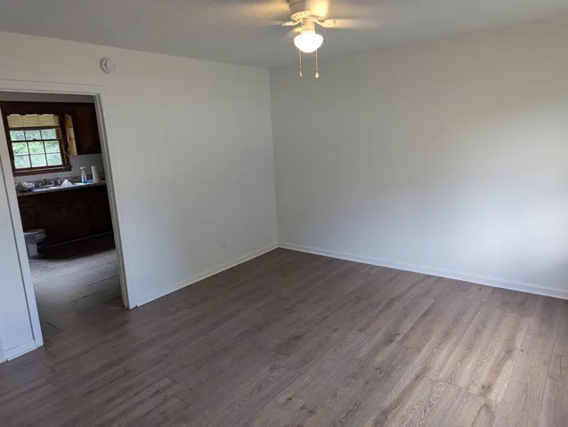 $1,200 | 609 Rucker Drive North, St. Matthews, SC 29135