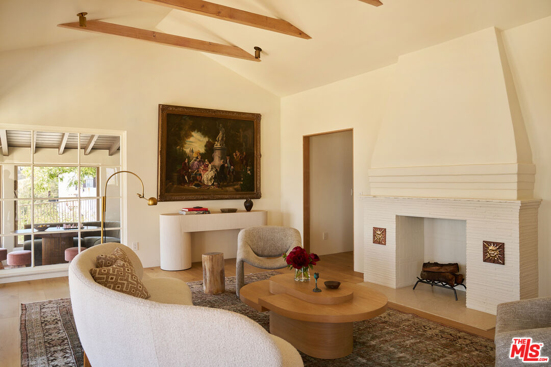 6911 Los Tilos Road Los Angeles, CA 90068 - Photo 2 of 44