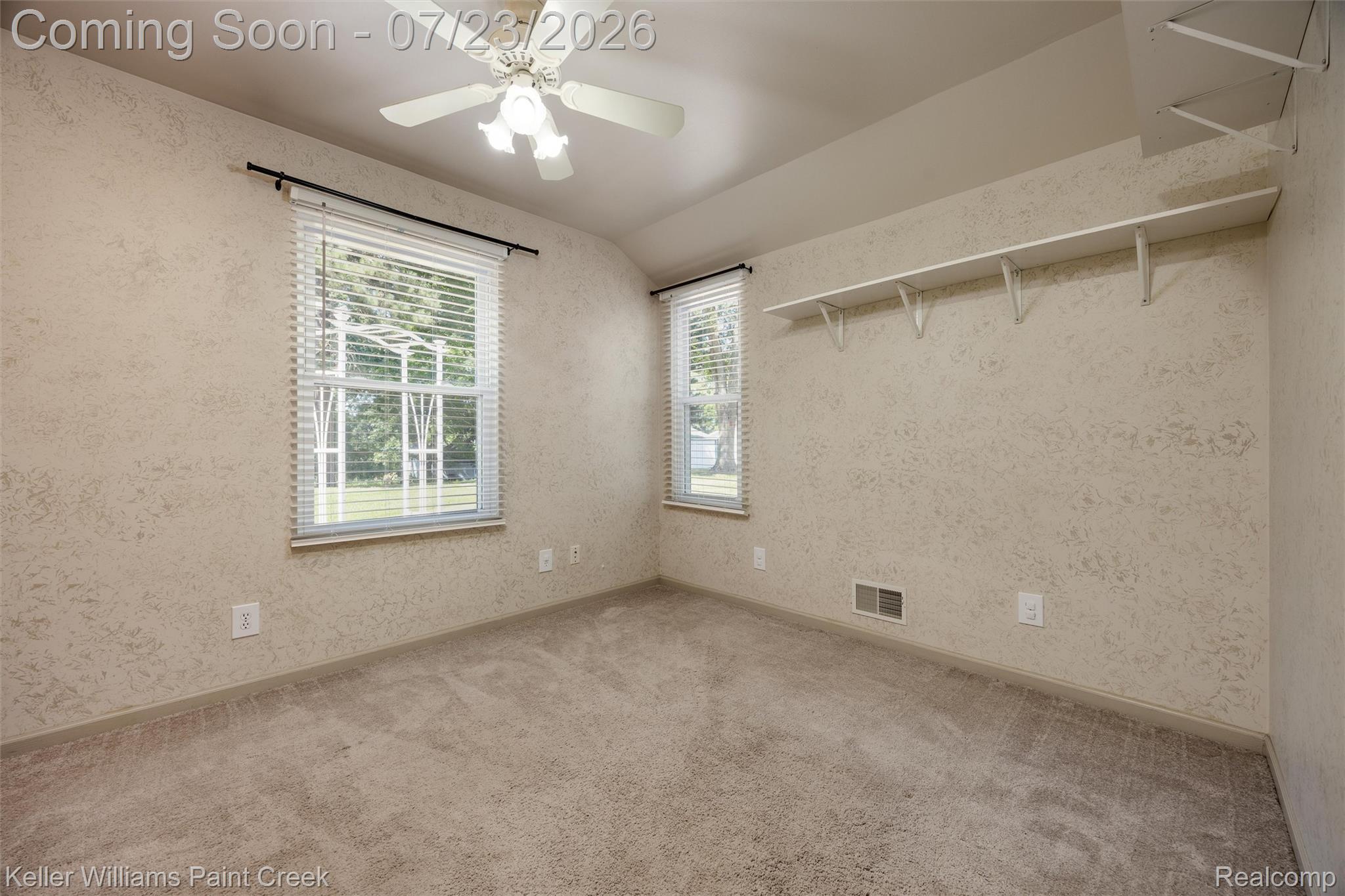423 East Road Holly, MI 48442 - Photo 17 of 61 10-423 East Rd 0016.jpg