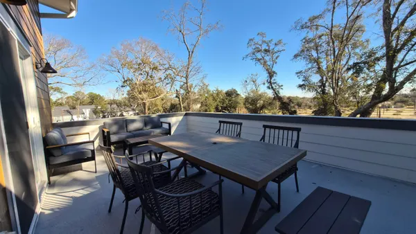 $649,000 | 1150 Valdosta Street, Unit 302, North Charleston, SC 29405
