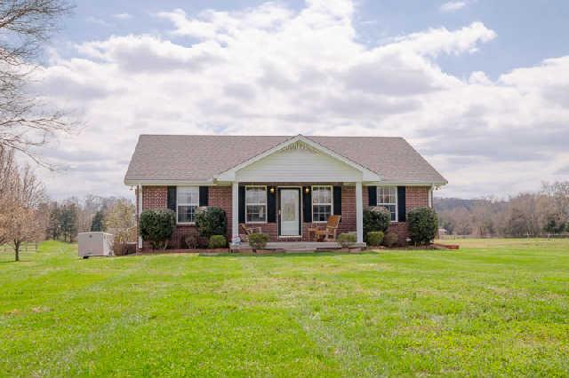 218 Roberts Road Watertown, TN 37184 - Photo 1 of 15