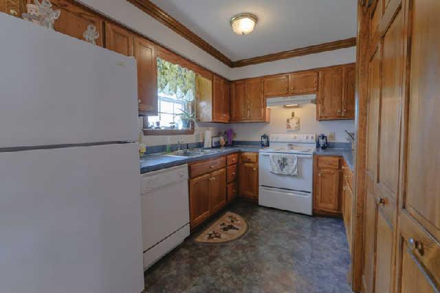218 Roberts Road Watertown, TN 37184 - Photo 3 of 15
