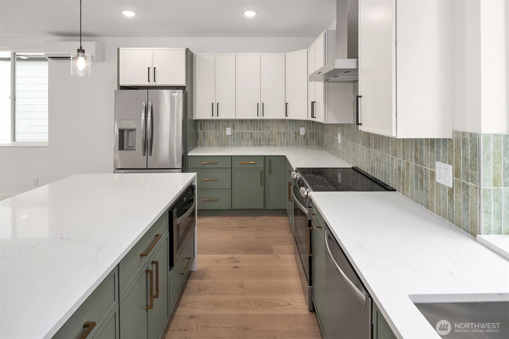 727 18th Avenue Seattle, WA 98122 - Photo 6 of 28