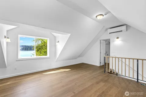 $755,000 | 14758 Southwest Spring Beach Road, Vashon, WA 98070