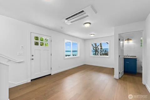 $755,000 | 14758 Southwest Spring Beach Road, Vashon, WA 98070