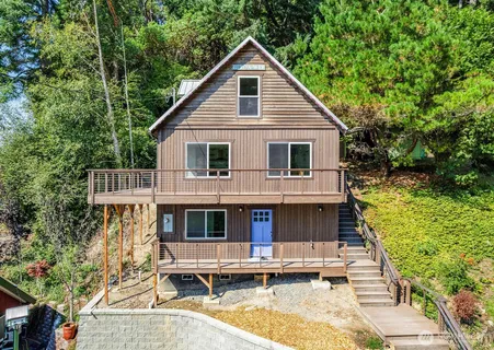 $755,000 | 14758 Southwest Spring Beach Road, Vashon, WA 98070