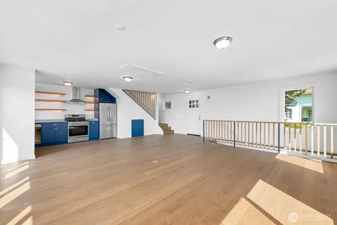 $755,000 | 14758 Southwest Spring Beach Road, Vashon, WA 98070