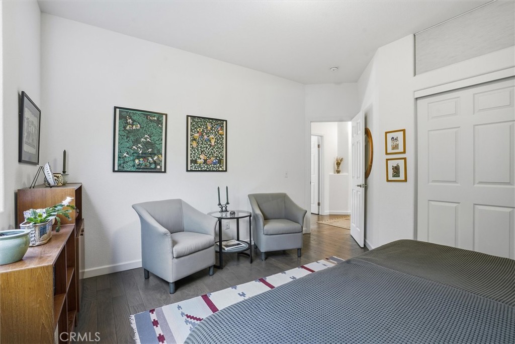 649 Asilo Arroyo Grande, CA 93420 - Photo 27 of 39 a living room with furniture and a rug