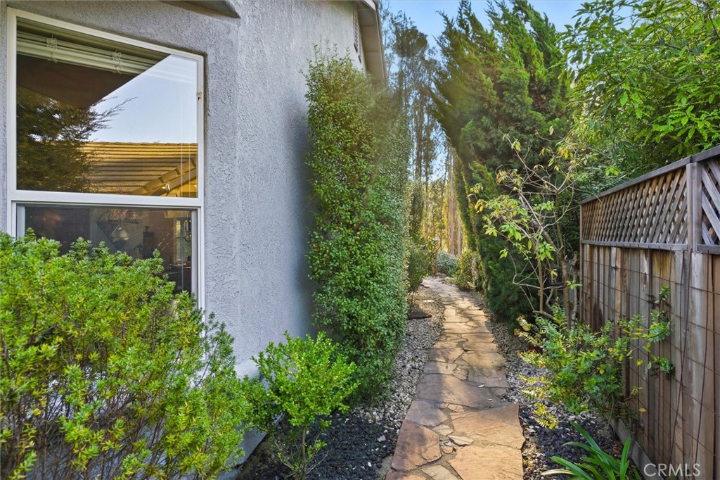 649 Asilo Arroyo Grande, CA 93420 - Photo 36 of 39 a view of a yard front of house