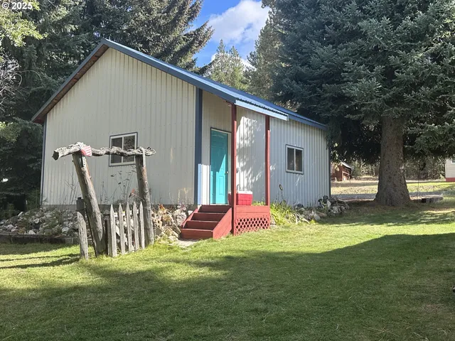 $379,000 | 175 Bonanza Street, Sumpter, OR 97877