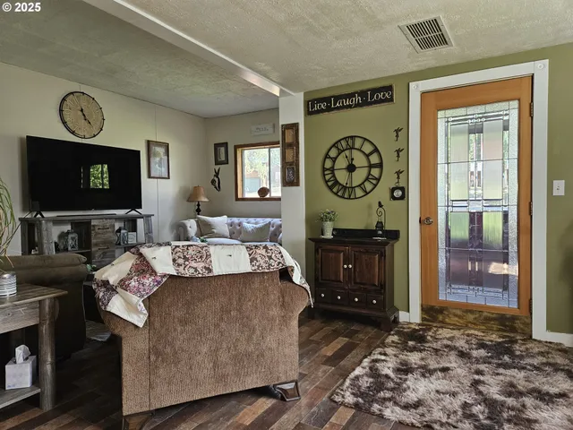 $379,000 | 175 Bonanza Street, Sumpter, OR 97877