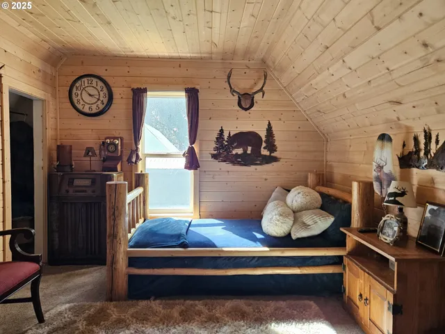 $379,000 | 175 Bonanza Street, Sumpter, OR 97877