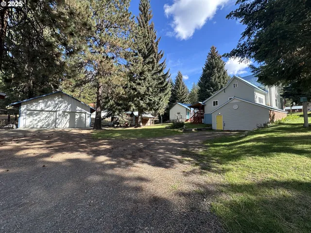 $379,000 | 175 Bonanza Street, Sumpter, OR 97877