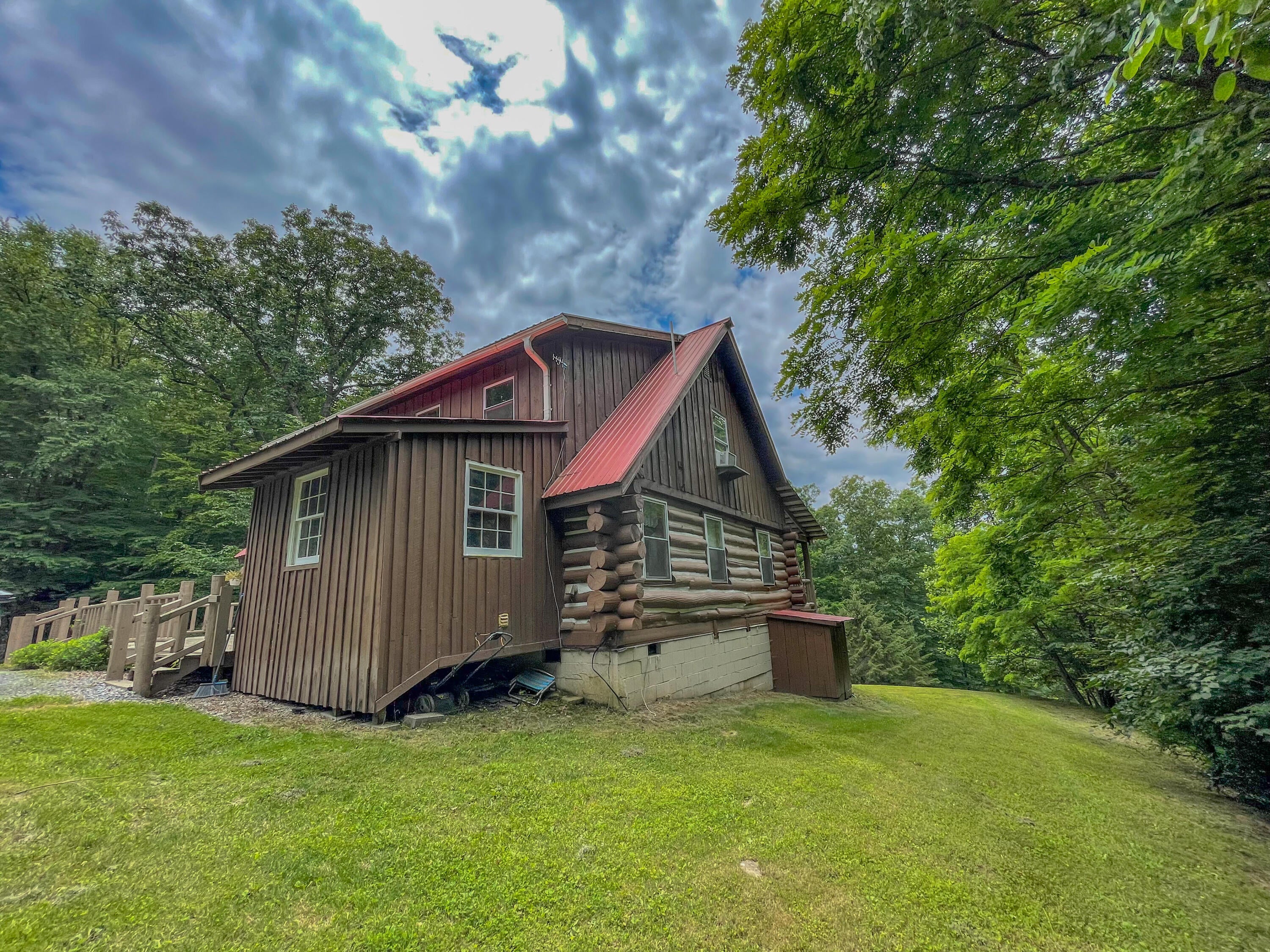 530 Fox Trail Road Crawley, WV 24931 - Photo 12 of 62 Gallery Image 12