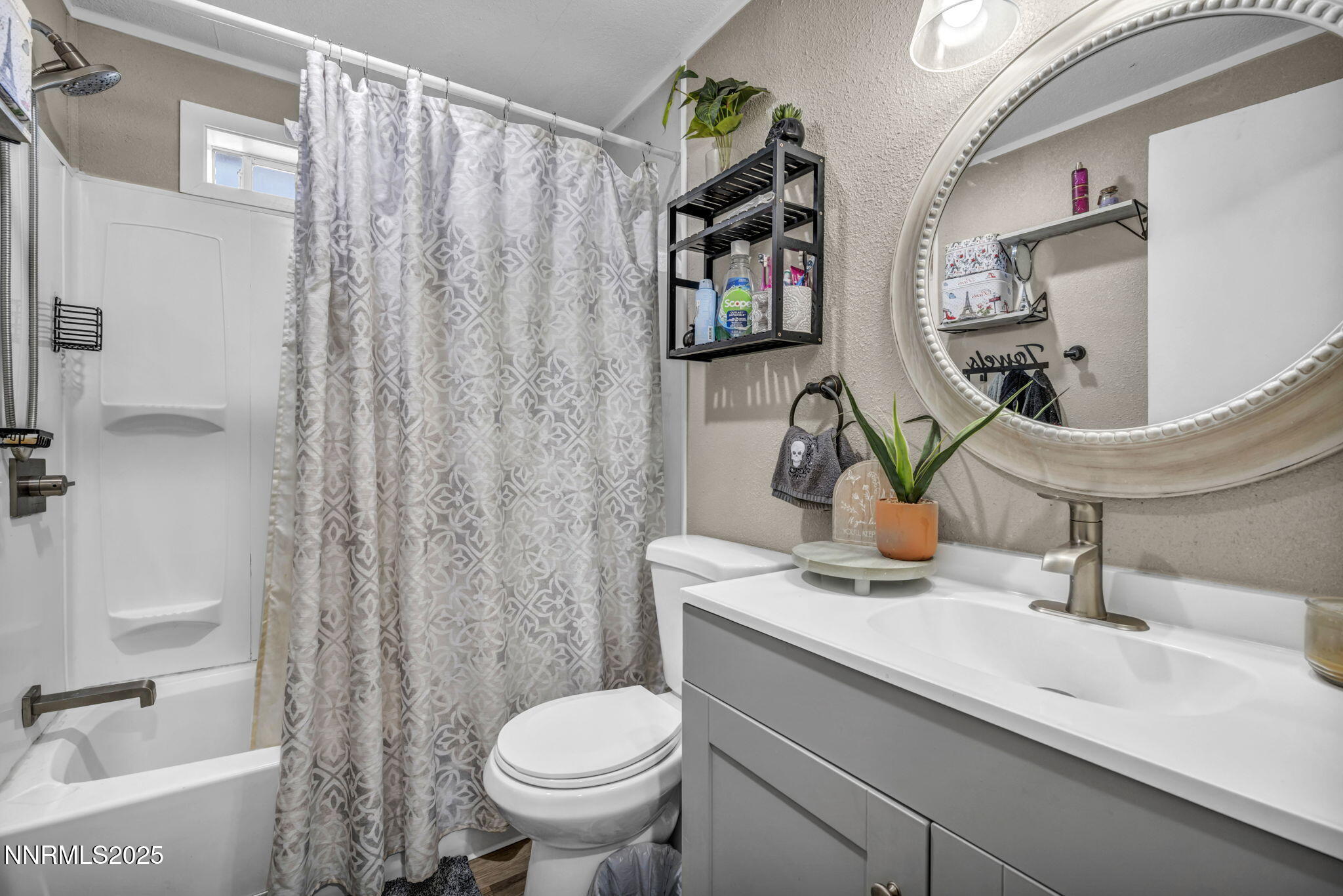 486 Niles Way Reno, NV 89506 - Photo 12 of 15 19-web-or-mls-486-niles-way