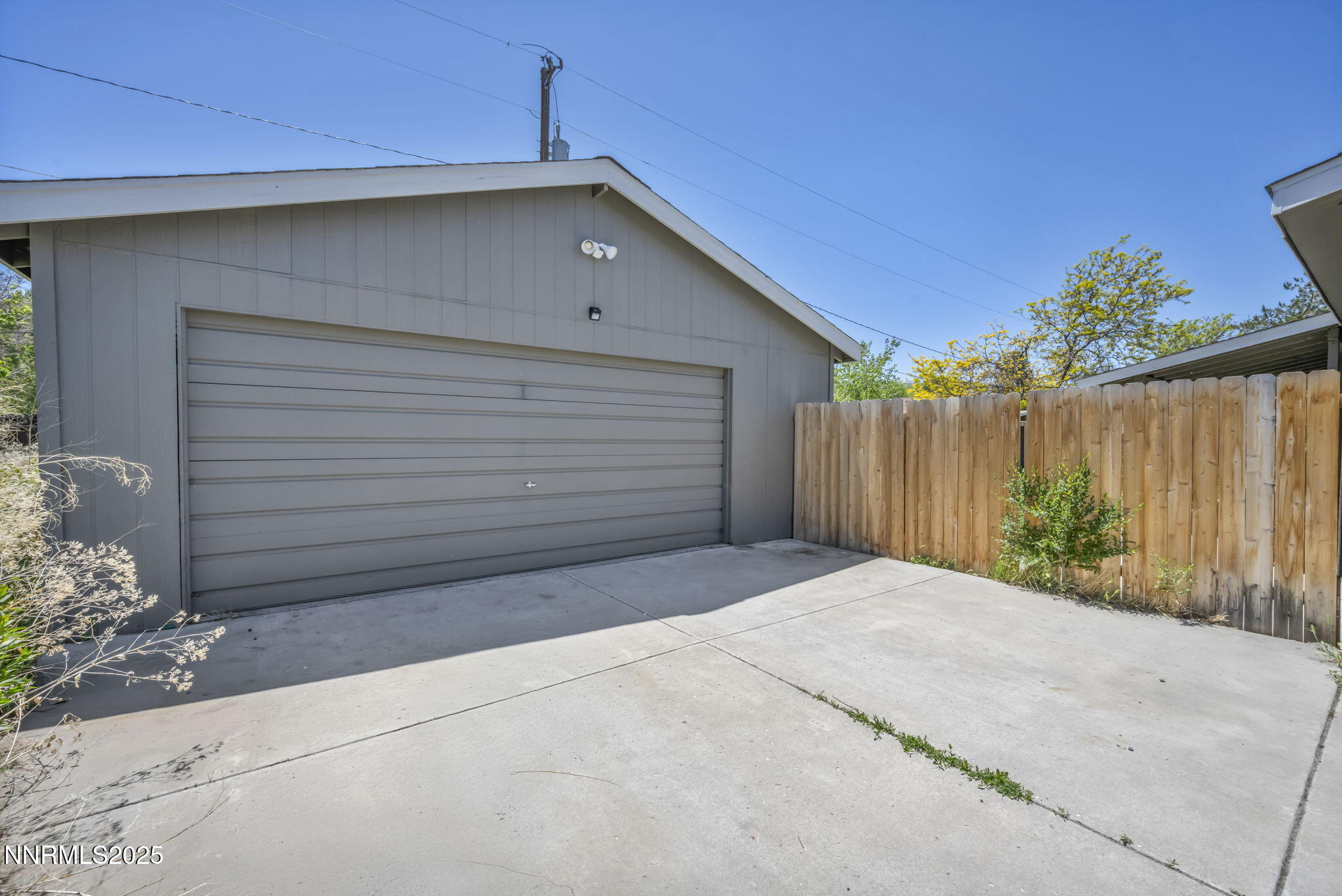 486 Niles Way Reno, NV 89506 - Photo 3 of 15 6-web-or-mls-486-niles-way
