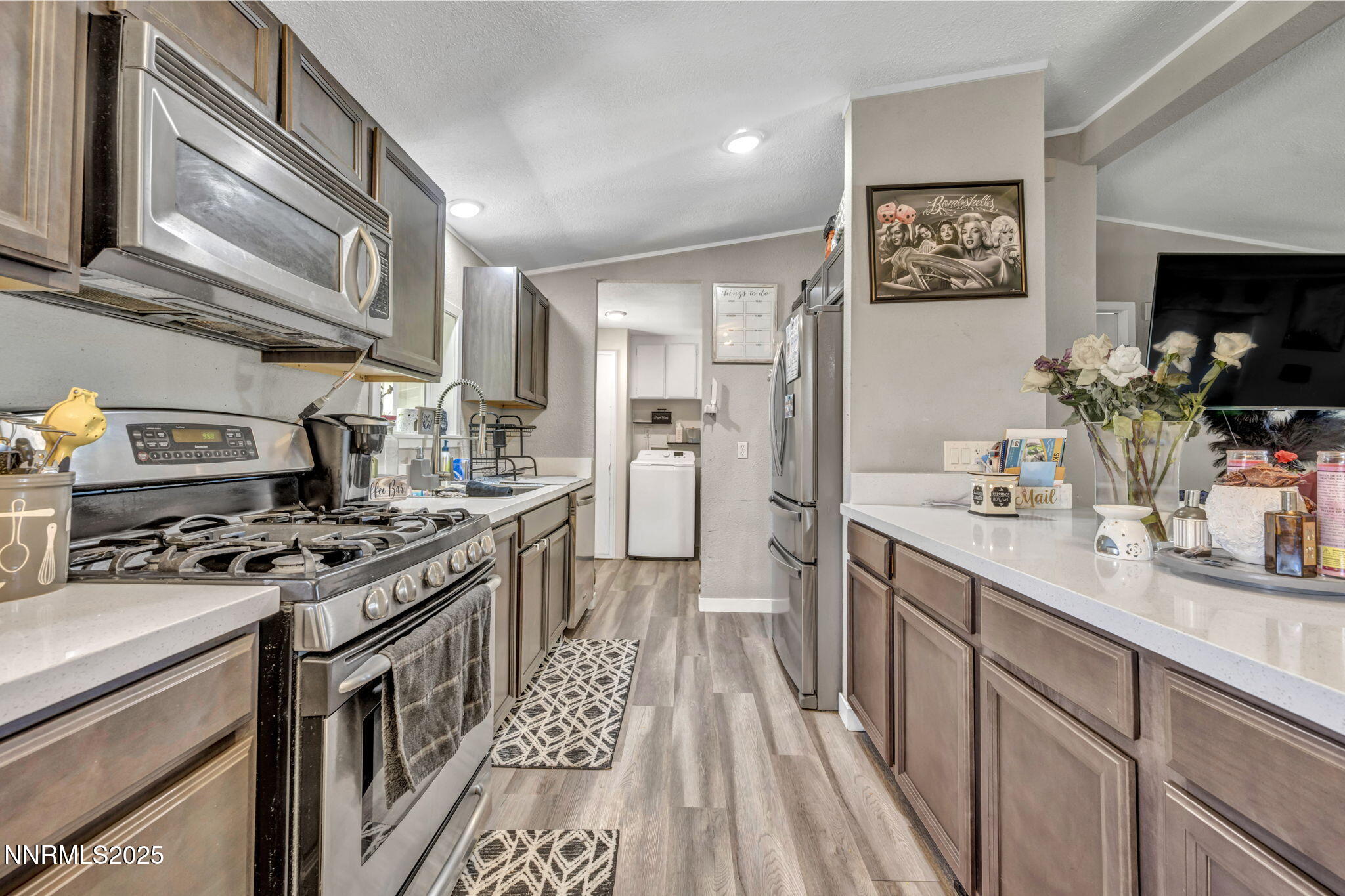 486 Niles Way Reno, NV 89506 - Photo 7 of 15 33-web-or-mls-486-niles-way