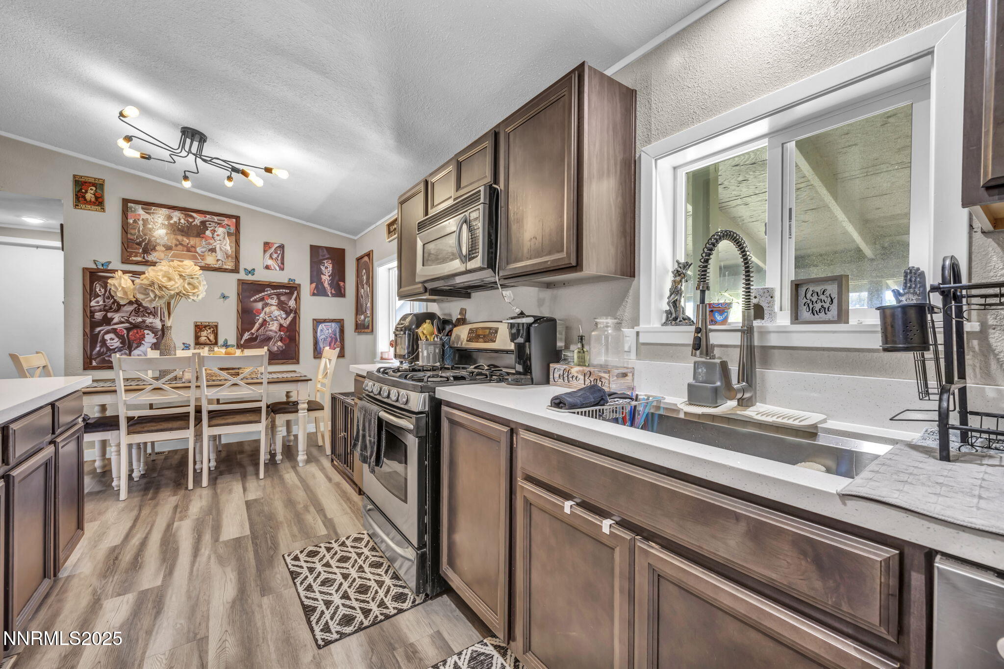 486 Niles Way Reno, NV 89506 - Photo 8 of 15 34-web-or-mls-486-niles-way