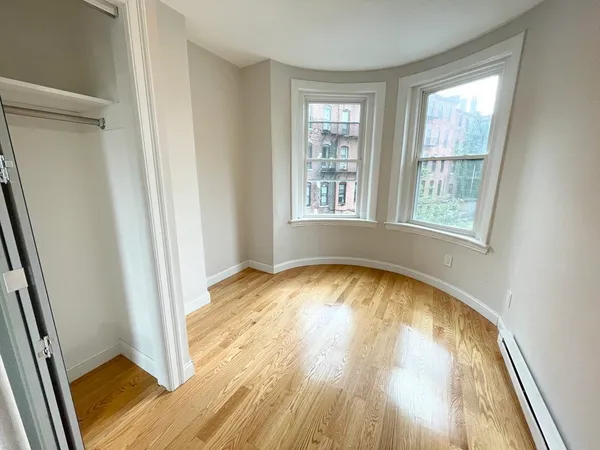 $6,600 | 7 Warwick Street, Unit 2, Boston, MA 02120