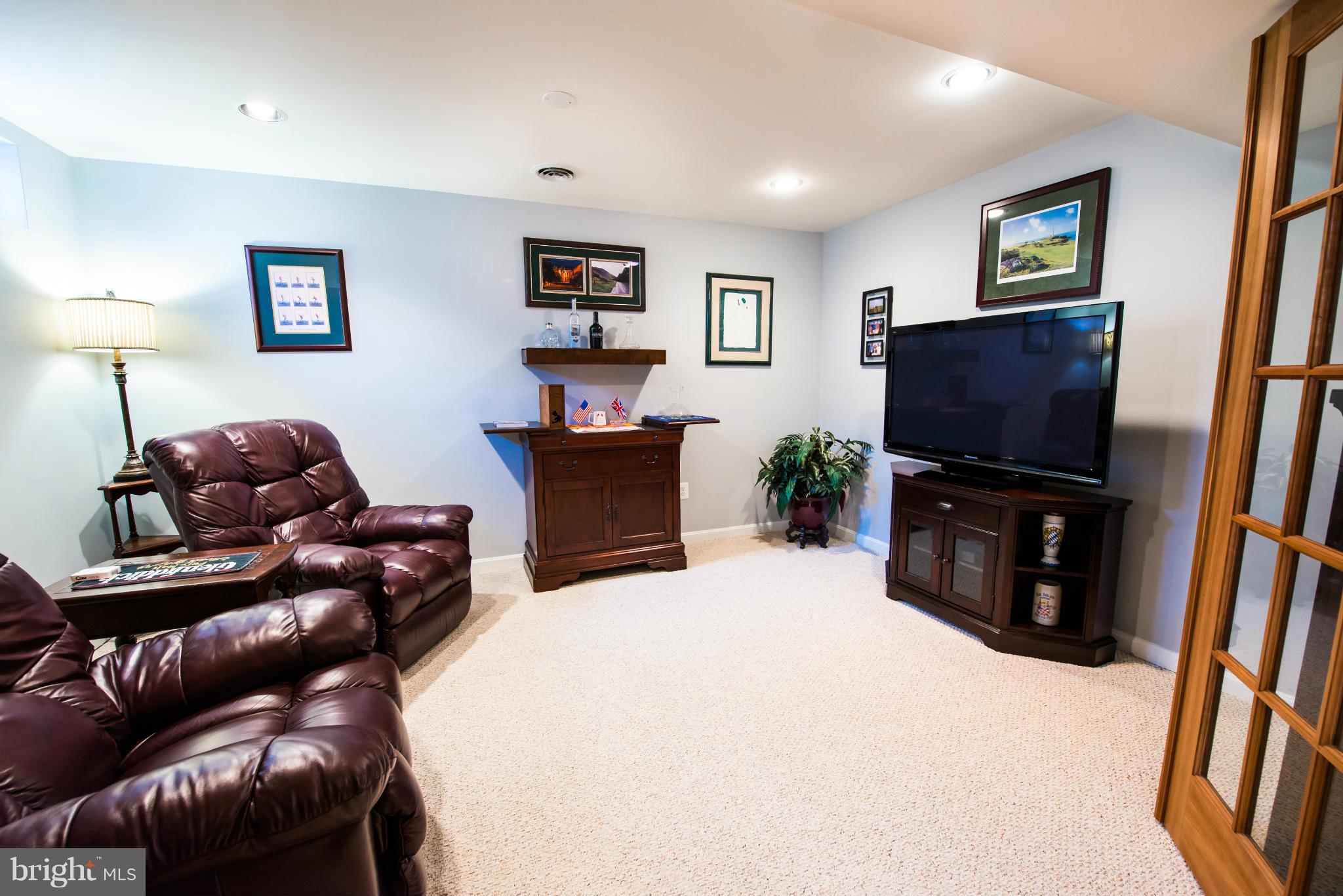 8416 Roberts Road Ellicott City, MD 21043 - Photo 22 of 30 Study