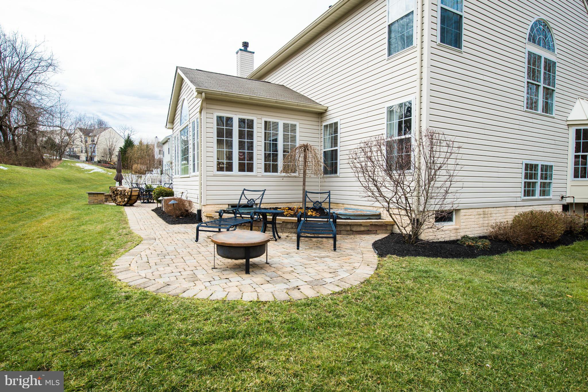 8416 Roberts Road Ellicott City, MD 21043 - Photo 26 of 30 Exterior (Rear)