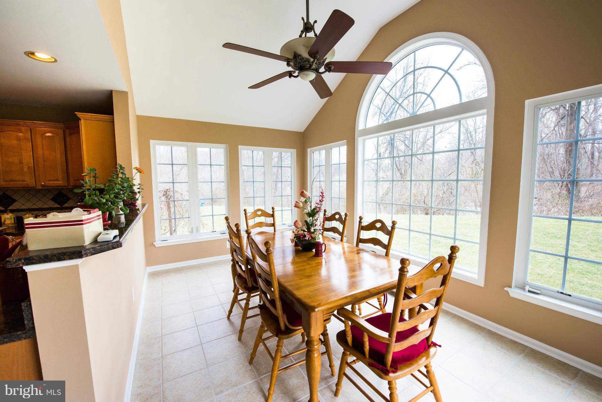 Breakfast Room