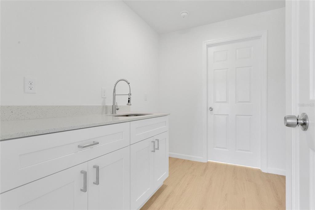 17061 Southwest 30th Avenue Road Ocala, FL 34473 - Photo 9 of 26