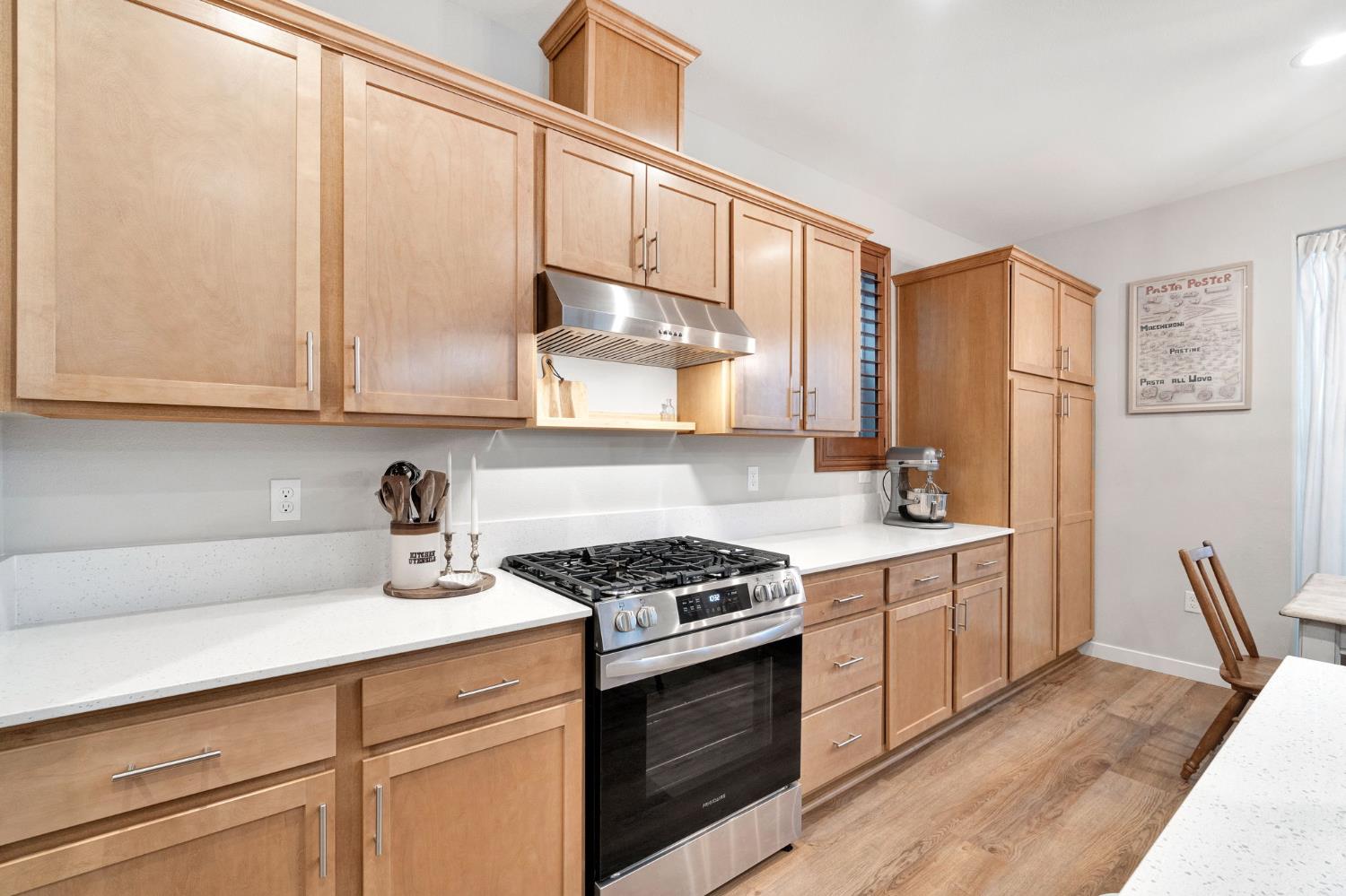 554 Mccaffrey Way Madera, CA 93636 - Photo 15 of 40