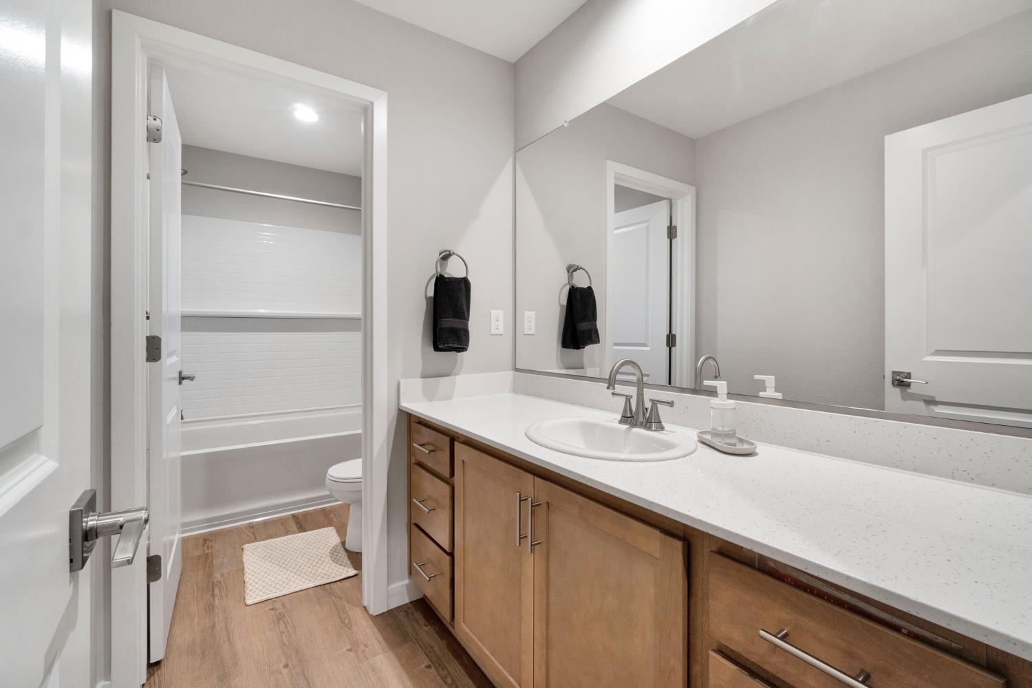 554 Mccaffrey Way Madera, CA 93636 - Photo 20 of 40