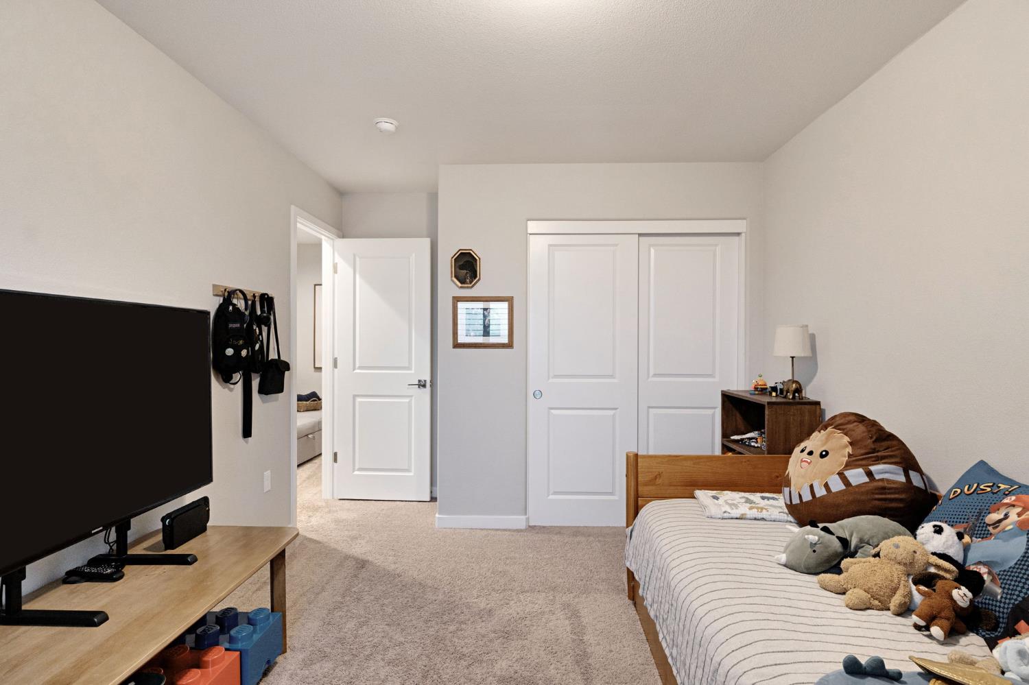 554 Mccaffrey Way Madera, CA 93636 - Photo 23 of 40