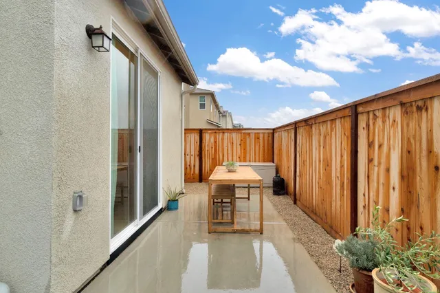 $424,900 | 554 Mccaffrey Way, Madera, CA 93636