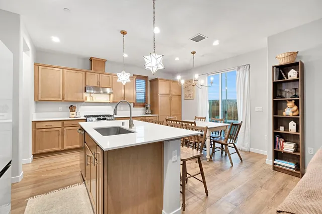 $424,900 | 554 Mccaffrey Way, Madera, CA 93636