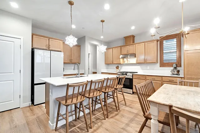 $424,900 | 554 Mccaffrey Way, Madera, CA 93636