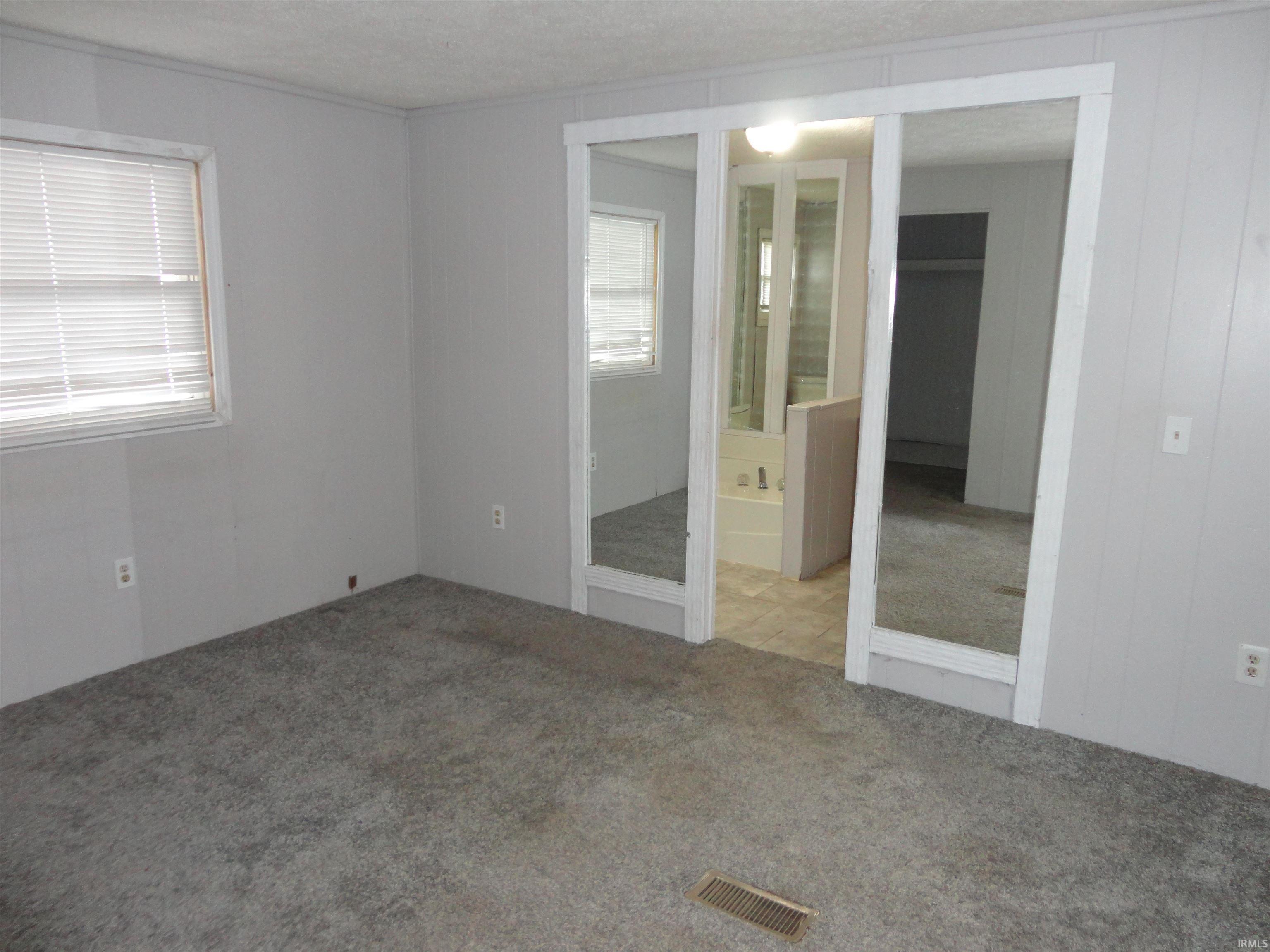 602 Noe Road Orleans, IN 47452 - Photo 8 of 15