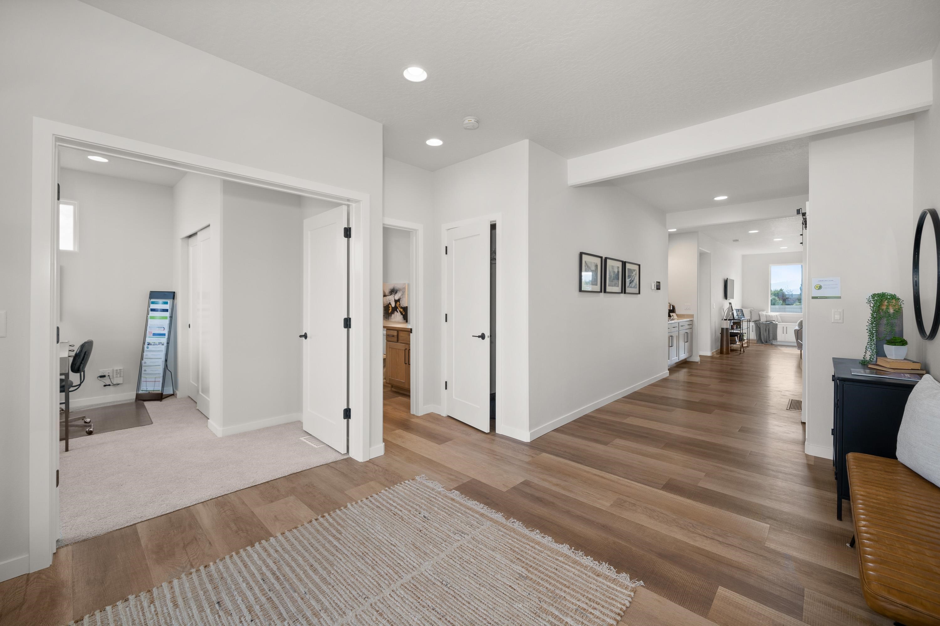 24785 East Blue Ridge Avenue Liberty Lake, WA 99019 - Photo 2 of 21